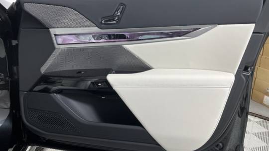 2025 BMW i7 WBY53EJ04SCU52736