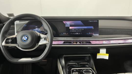 2025 BMW i7 WBY53EJ04SCU52736