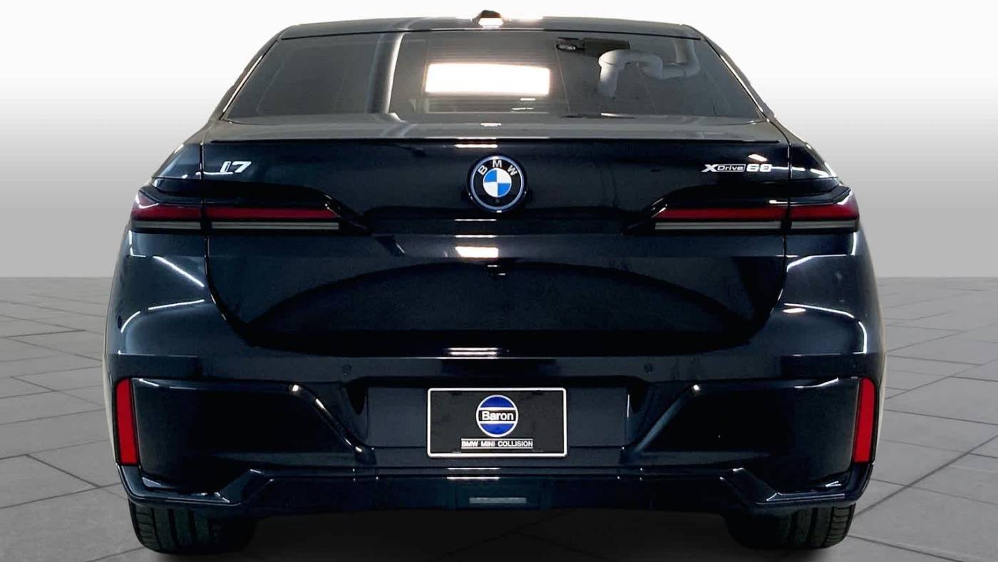 2024 BMW i7 WBY53EJ02RCP27286