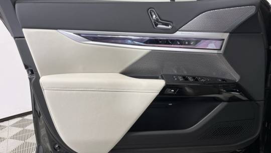 2025 BMW i7 WBY53EJ04SCU52736