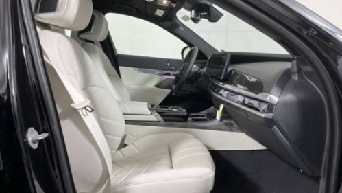2025 BMW i7 WBY53EJ04SCU52736