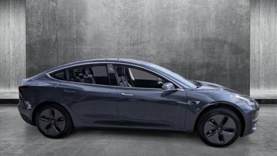 2018 Tesla Model 3 5YJ3E1EA4JF021894