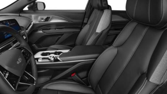 2025 Cadillac Lyriq 1GYKPURL1SZ311051