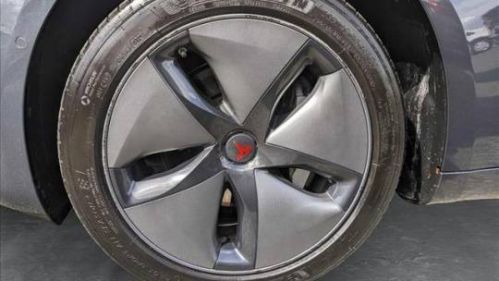 2018 Tesla Model 3 5YJ3E1EA4JF021894