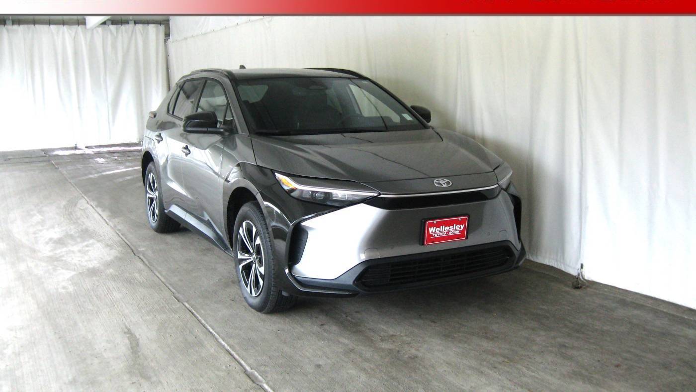 2023 Toyota bZ4X JTMABACA2PA022384