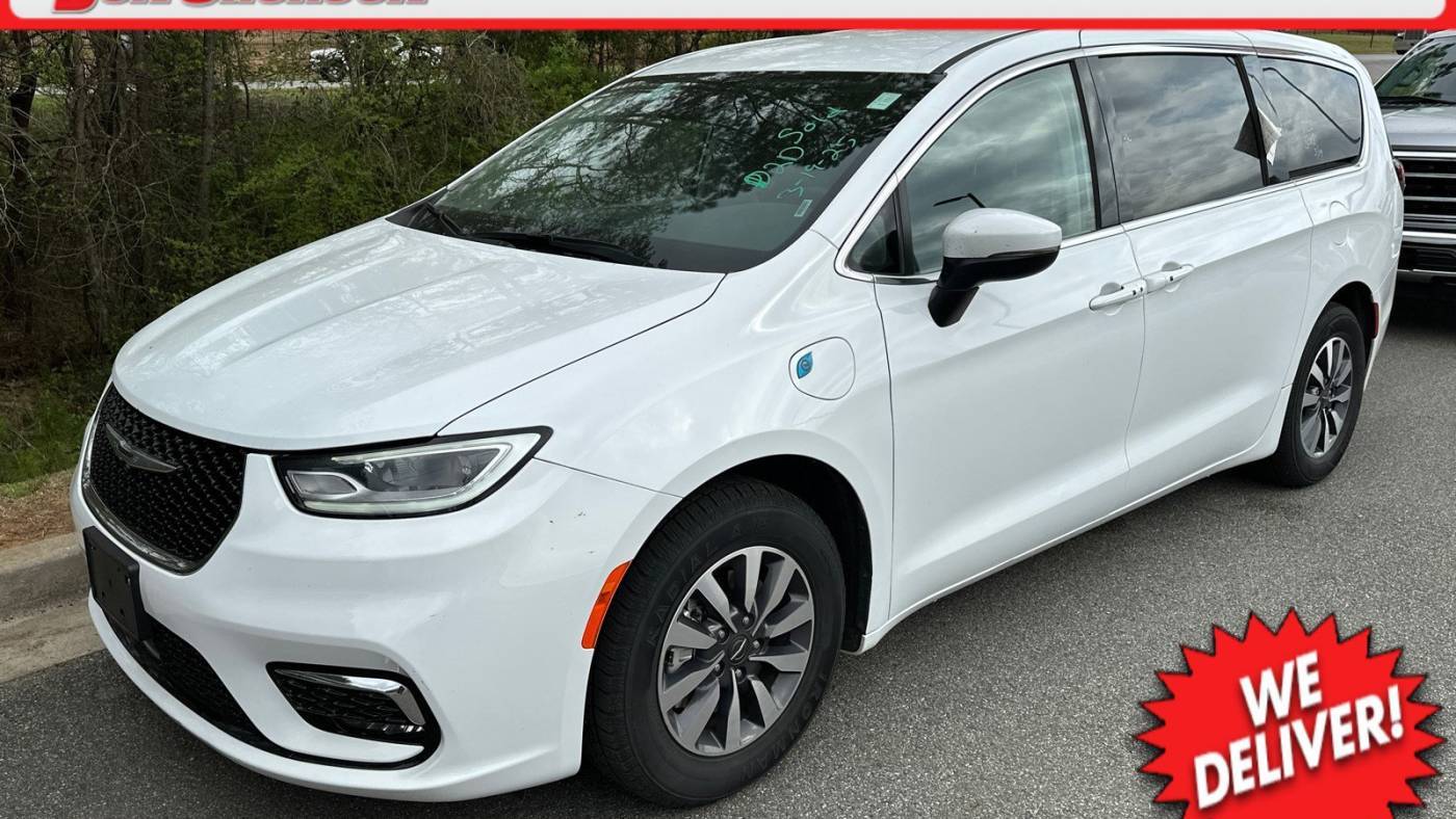 2023 Chrysler Pacifica 2C4RC1L72PR540897