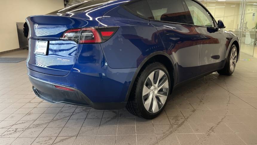 2022 Tesla Model Y 7SAYGDEE0NF379930