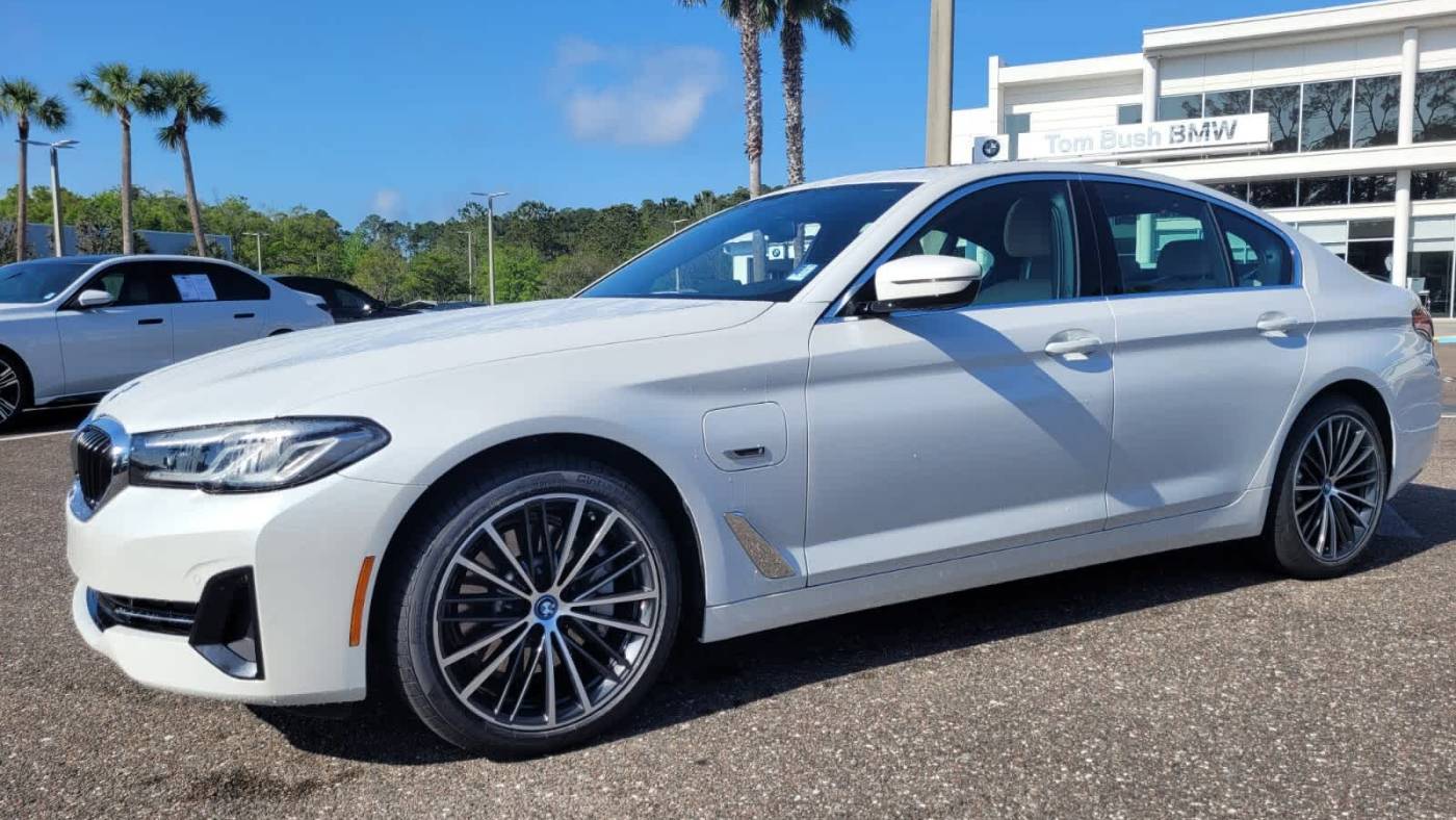 2022 BMW 5 Series WBA13AG05NCK07980