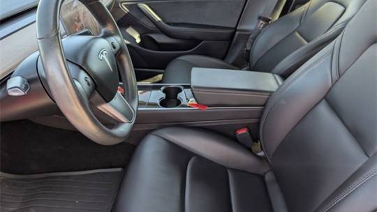 2019 Tesla Model 3 5YJ3E1EA0KF307047