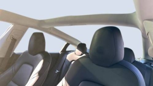 2018 Tesla Model 3 5YJ3E1EA0JF171260