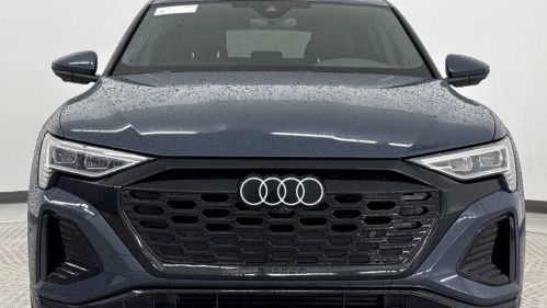 2024 Audi Q8 e-tron WA1CAAGE9RB045676