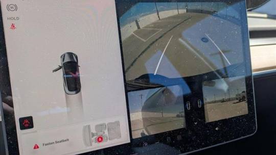 2022 Tesla Model 3 5YJ3E1EB2NF210588