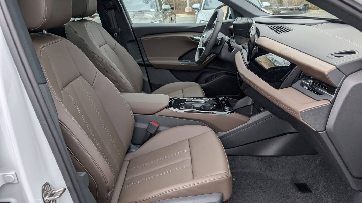 2025 Audi Q6 e-tron WA124BGF2SA024116