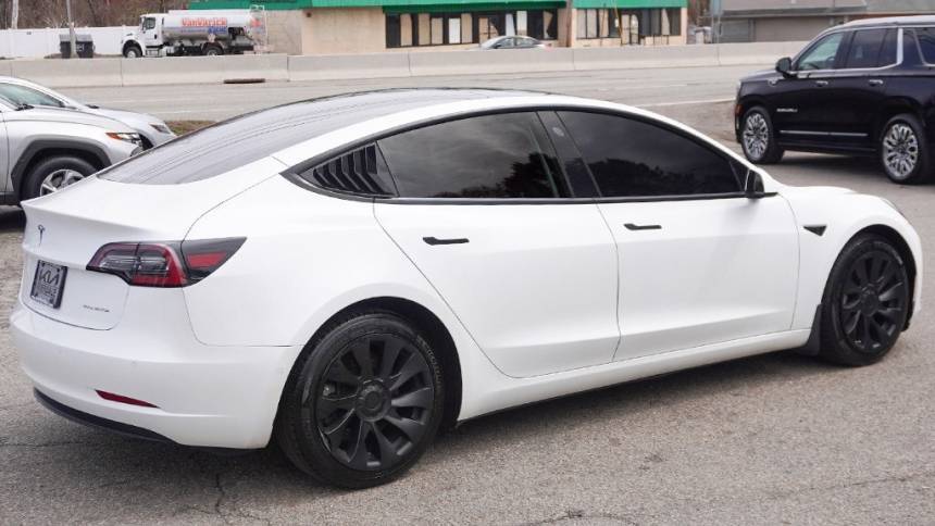 2021 Tesla Model 3 5YJ3E1EB7MF902764