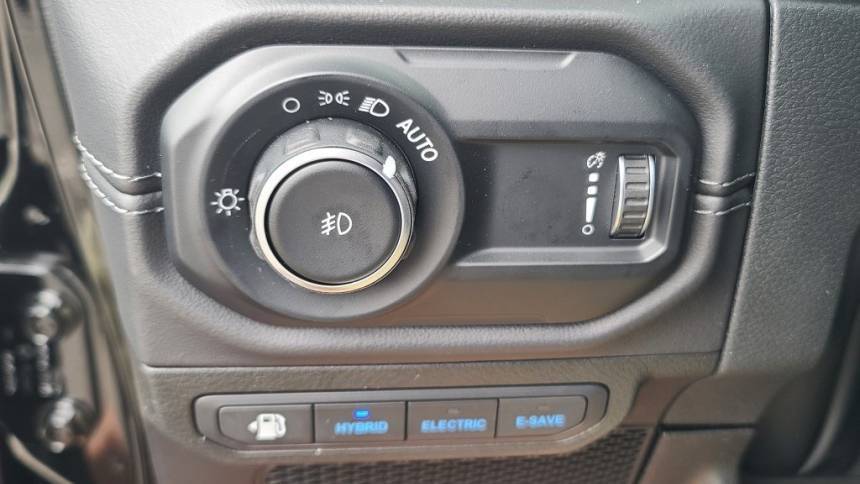 2025 Jeep Wrangler 1C4RJXR64SW570118