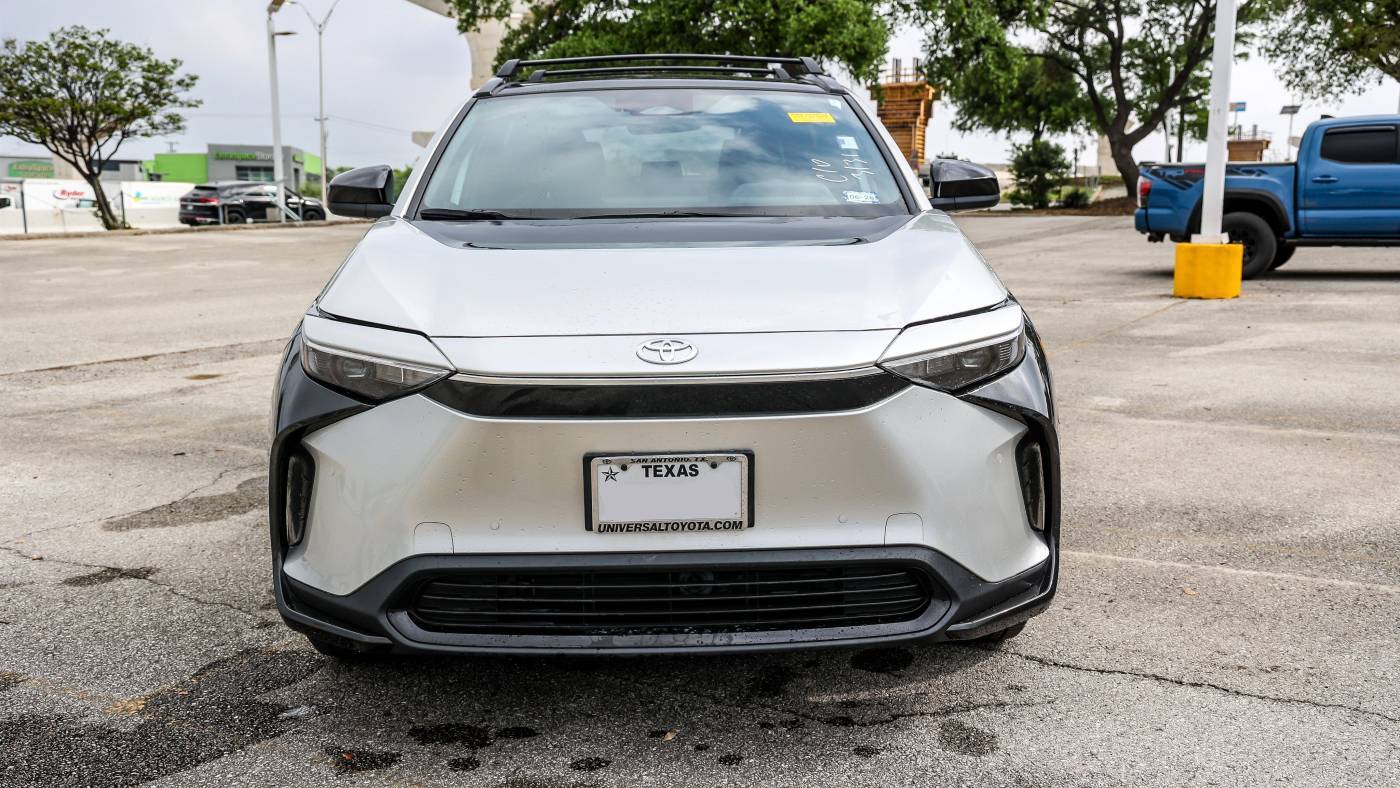 2024 Toyota bZ4X JTMAAAAA1RA036642