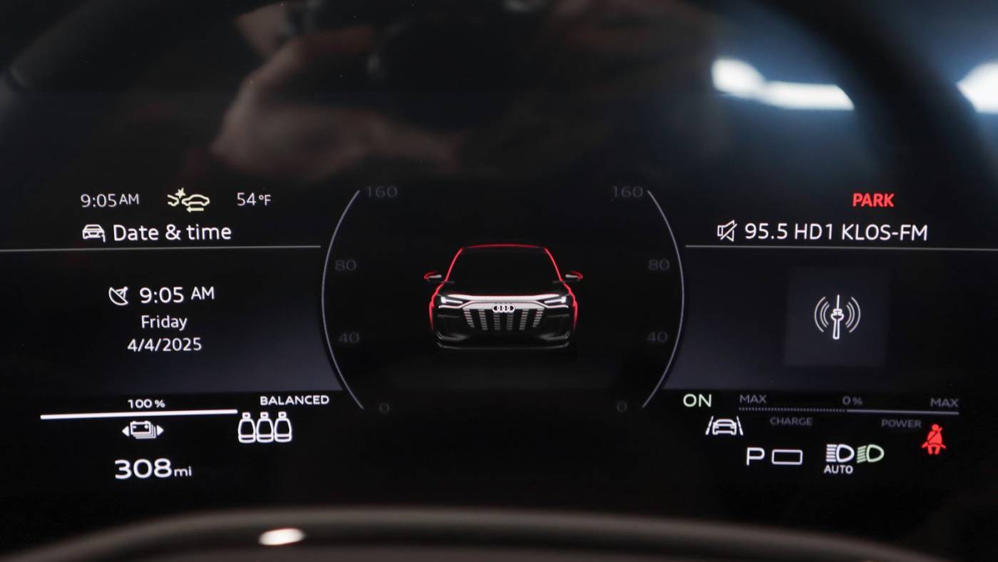 2025 Audi Q6 e-tron WA124BGF7SA026265