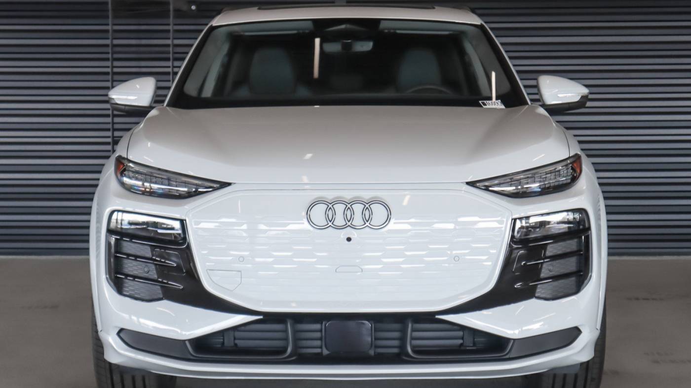 2025 Audi Q6 e-tron WA124BGF7SA028243