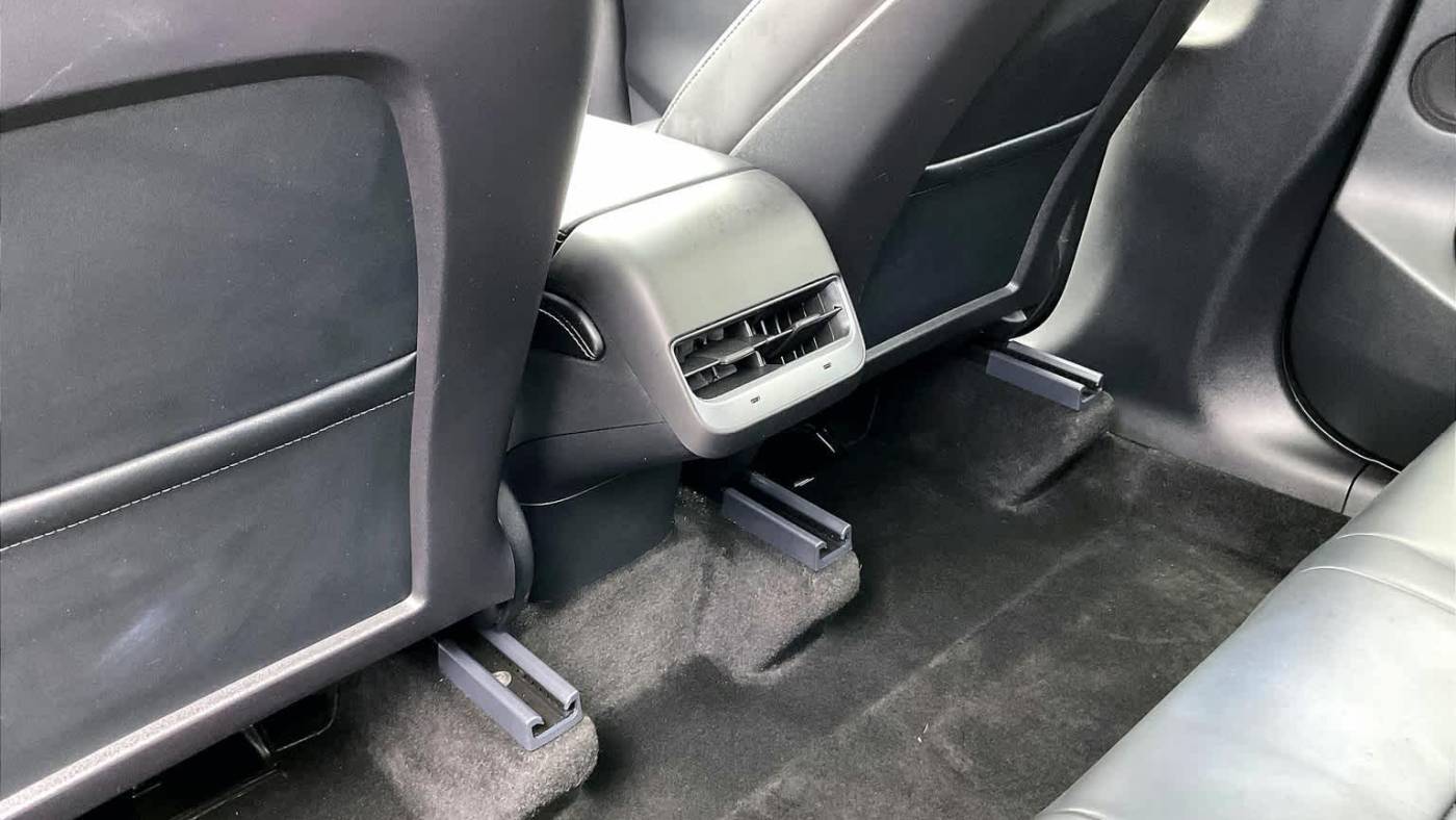 2021 Tesla Model Y 5YJYGDEEXMF305457