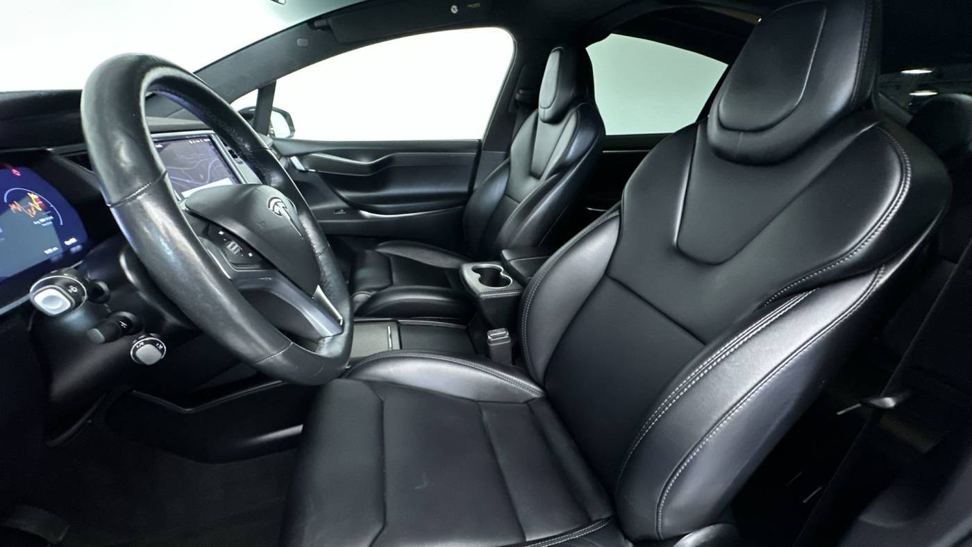 2018 Tesla Model X 5YJXCBE28JF089640