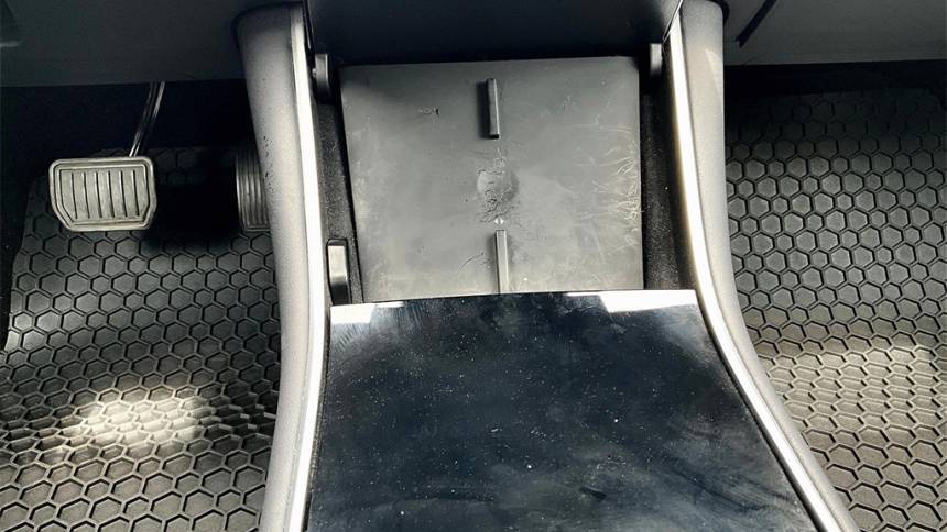 2020 Tesla Model 3 5YJ3E1EB5LF619892