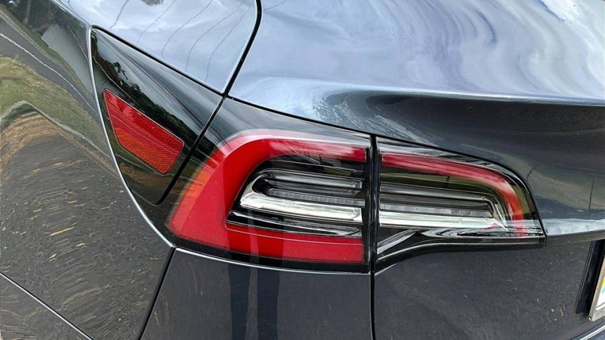 2020 Tesla Model 3 5YJ3E1EB5LF619892