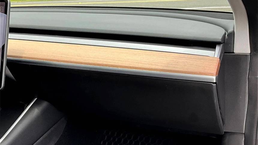 2020 Tesla Model 3 5YJ3E1EB5LF619892