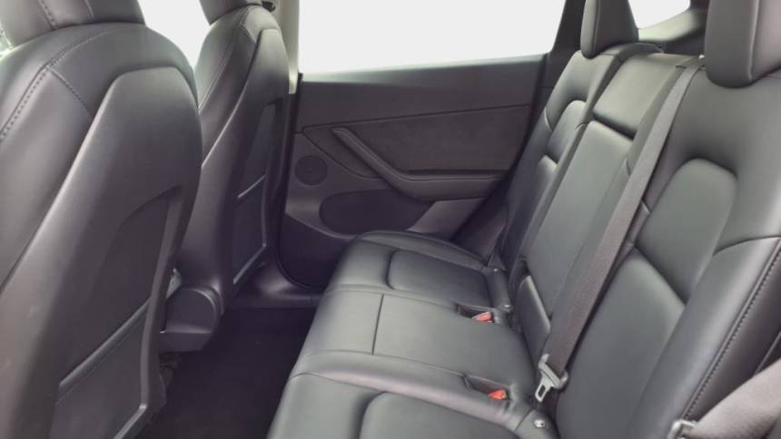 2021 Tesla Model Y 5YJYGDEE8MF131226