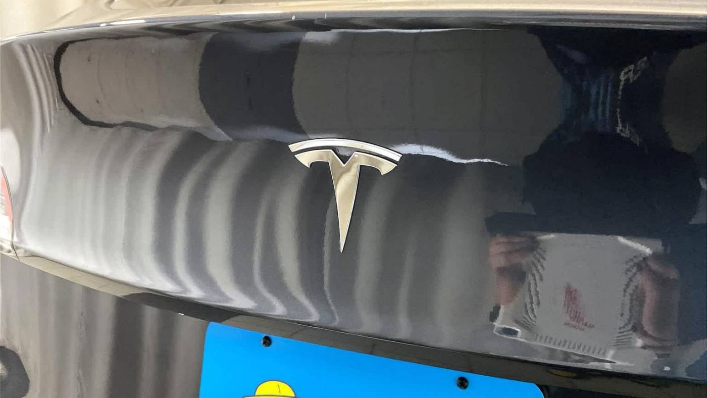 2021 Tesla Model Y 5YJYGDEEXMF305457