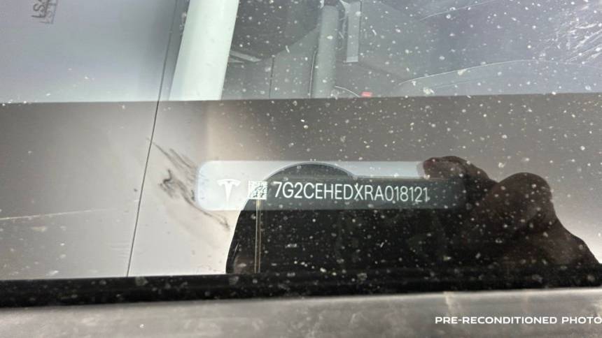 2024 Tesla Cybertruck - Images - 15