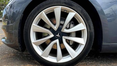 2020 Tesla Model 3 5YJ3E1EB5LF619892