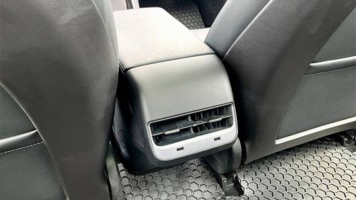 2020 Tesla Model 3 5YJ3E1EB5LF619892