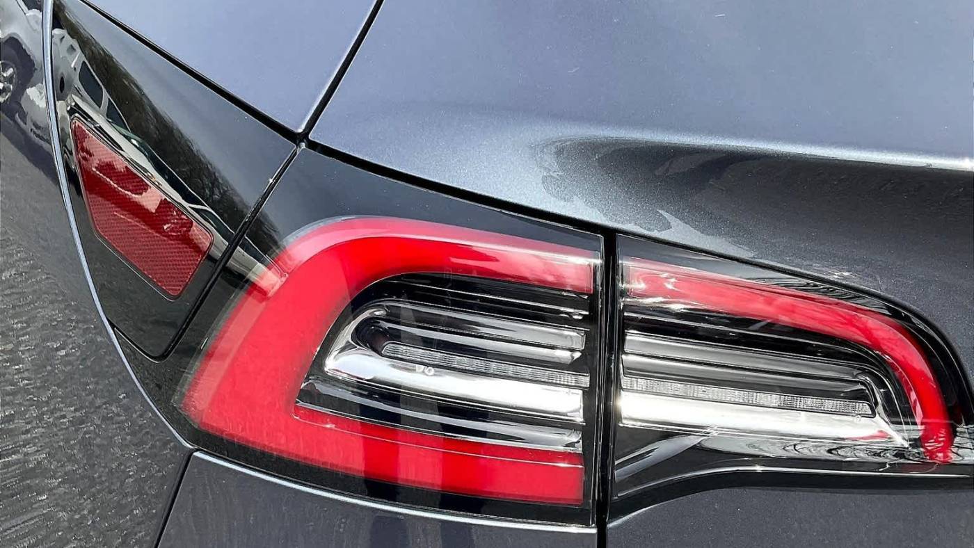 2021 Tesla Model 3 5YJ3E1EA6MF923080