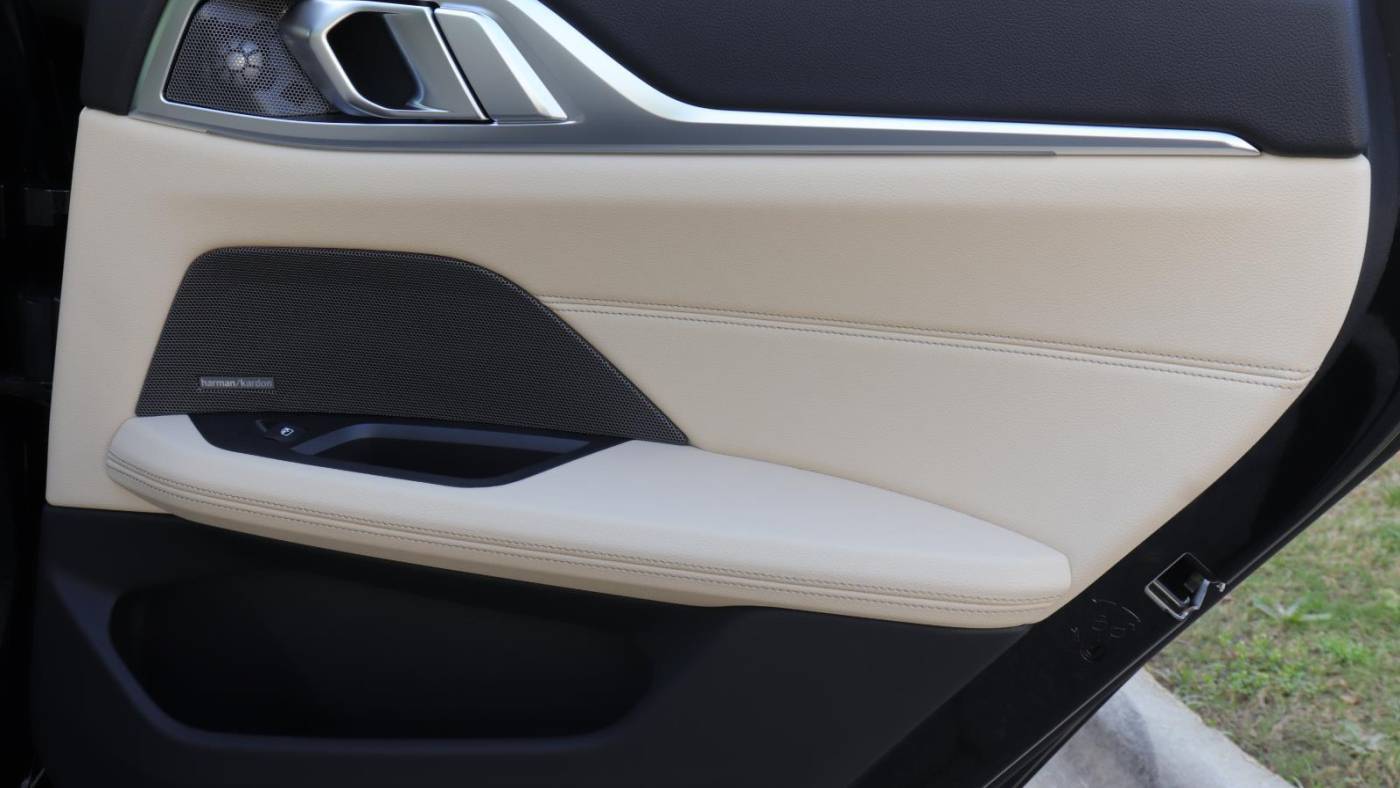 2025 BMW i4 WBY23HD01SFU84607