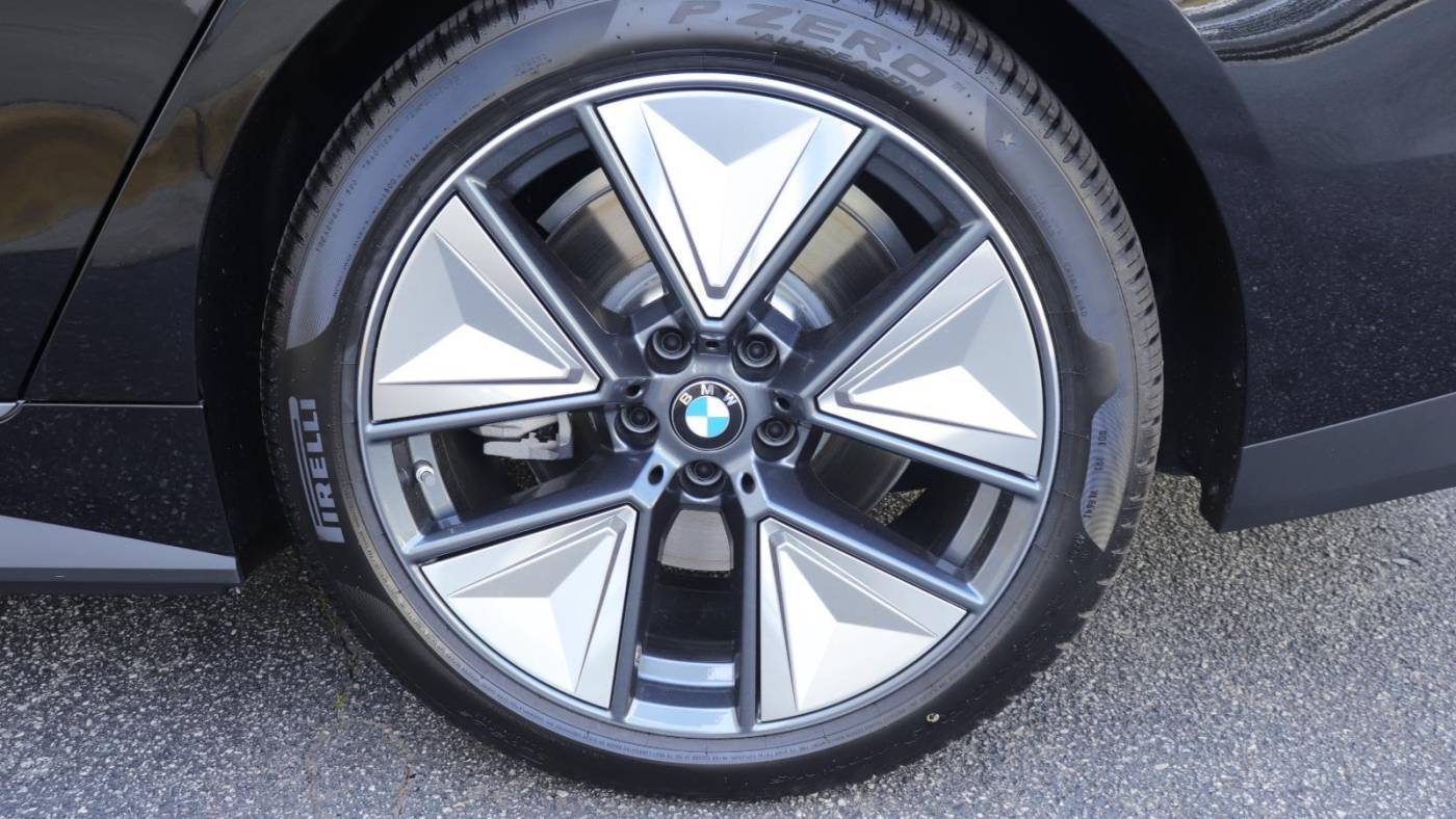 2025 BMW i4 WBY23HD01SFU84607