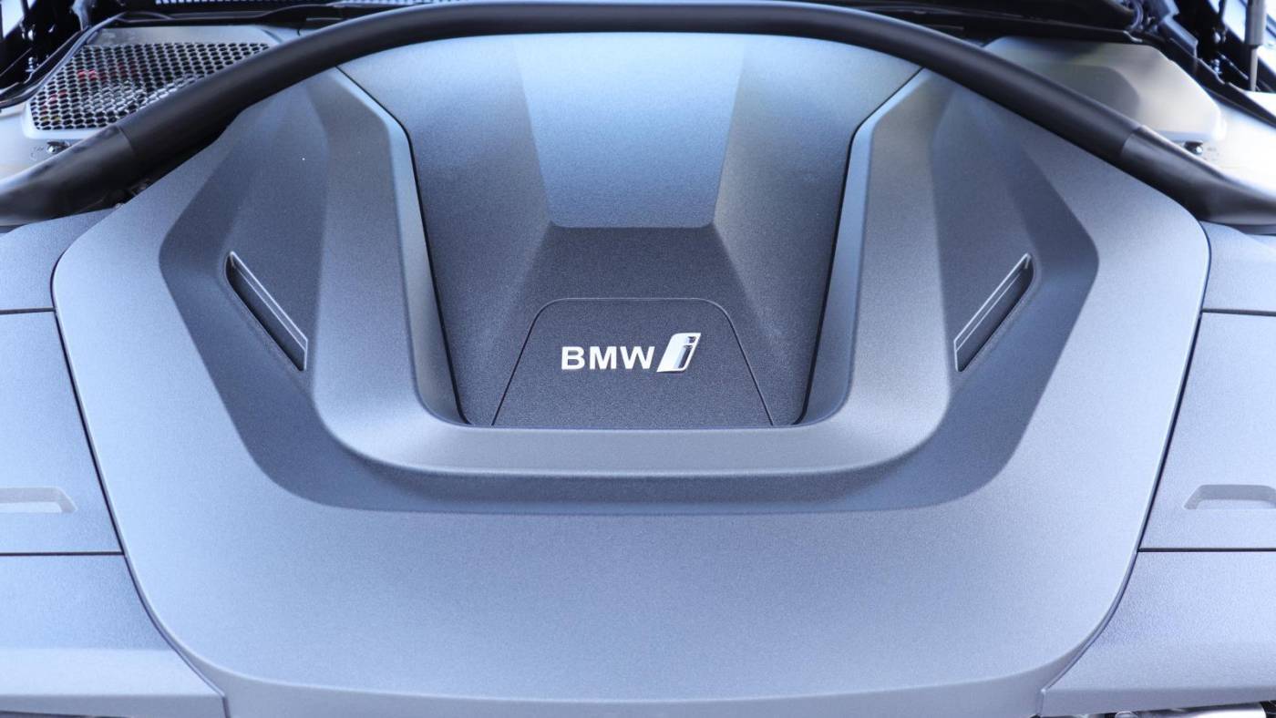 2025 BMW i4 WBY23HD01SFU84607