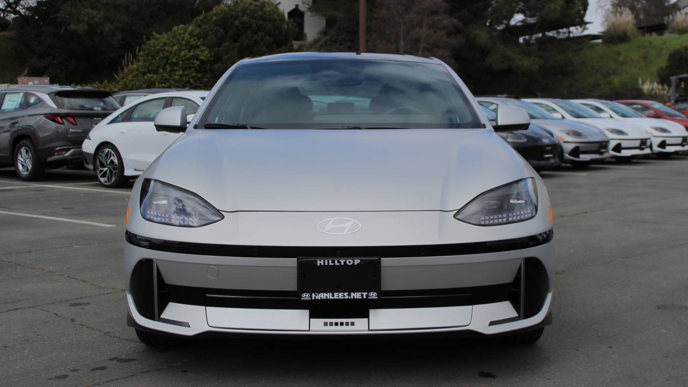 2025 Hyundai IONIQ 6 KMHM54AA6SA097070