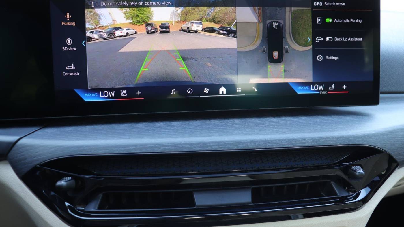 2025 BMW i4 WBY23HD01SFU84607