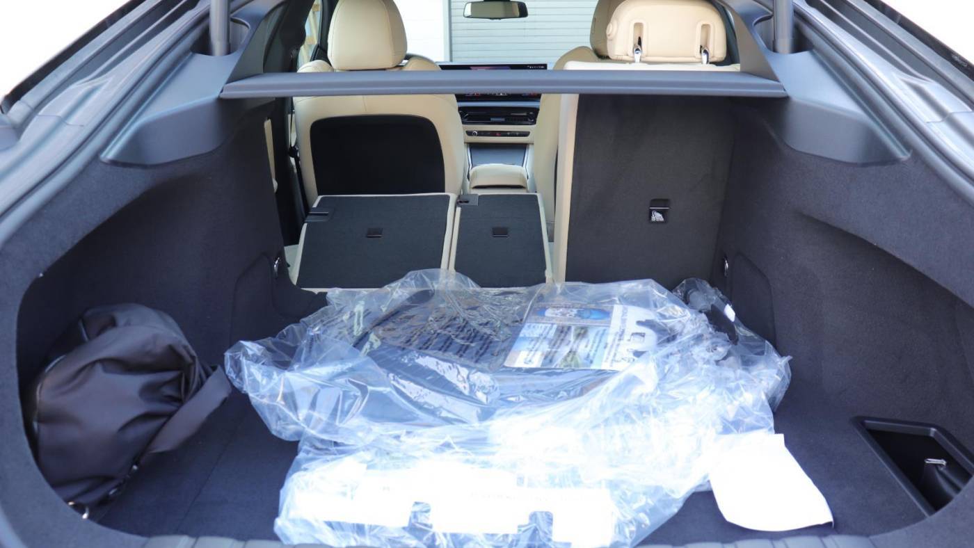2025 BMW i4 WBY23HD01SFU84607