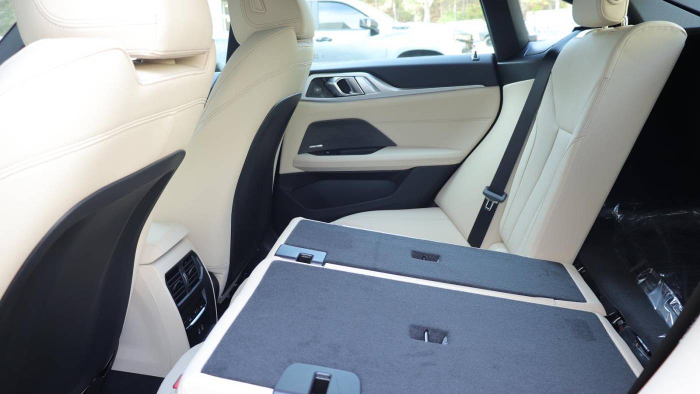 2025 BMW i4 WBY23HD01SFU84607