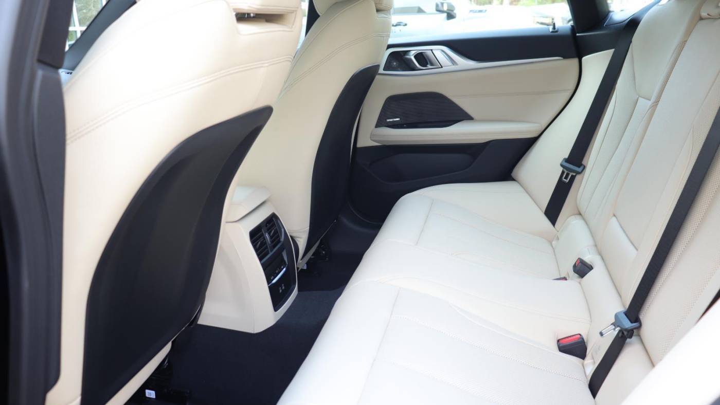 2025 BMW i4 WBY23HD01SFU84607