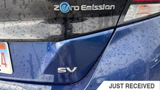 2018 Nissan LEAF - Images - 12