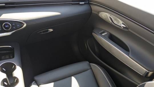 2024 Genesis Electrified GV70 5NMMCET14RH002292