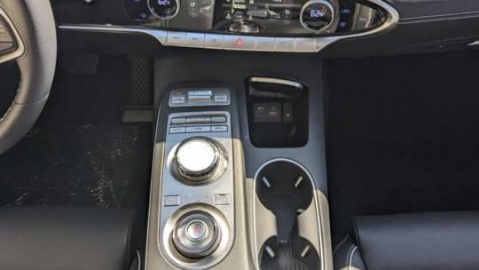 2024 Genesis Electrified GV70 5NMMCET14RH002292