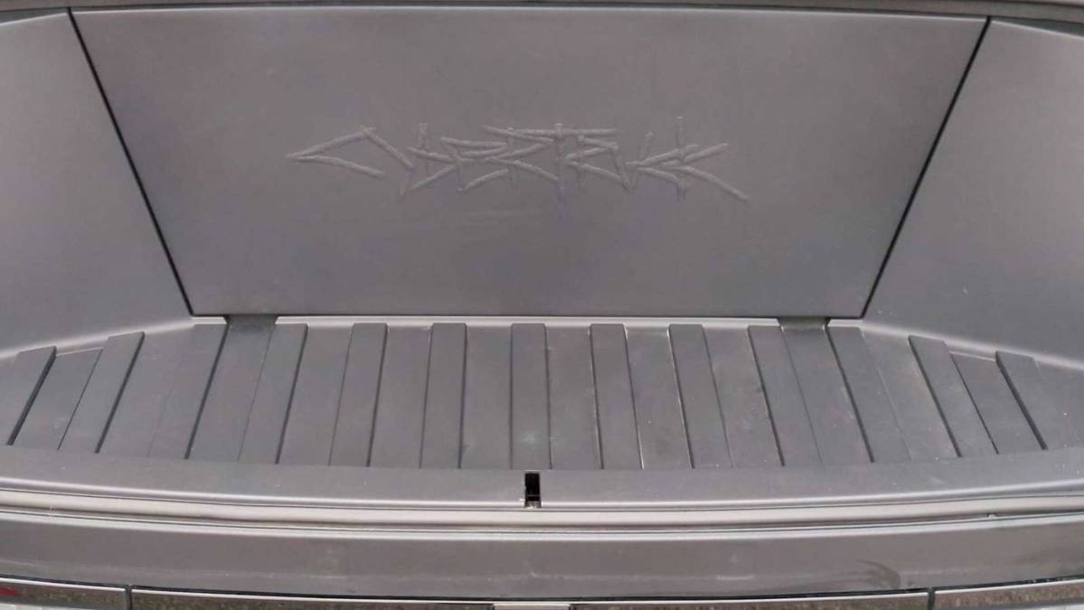 2024 Tesla Cybertruck - Images - 15