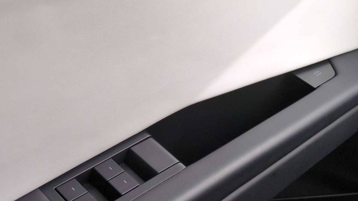 2024 Tesla Cybertruck - Images - 24