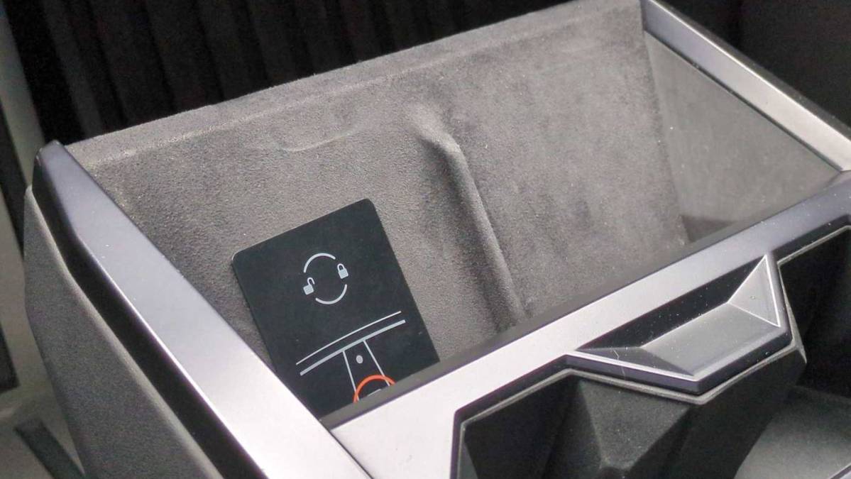 2024 Tesla Cybertruck - Images - 32