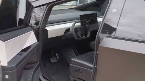 2024 Tesla Cybertruck - Images - 39
