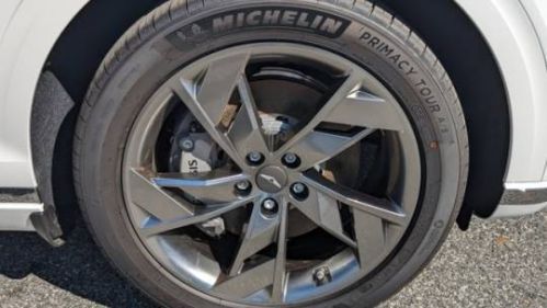 2024 Genesis Electrified GV70 5NMMCET14RH002292