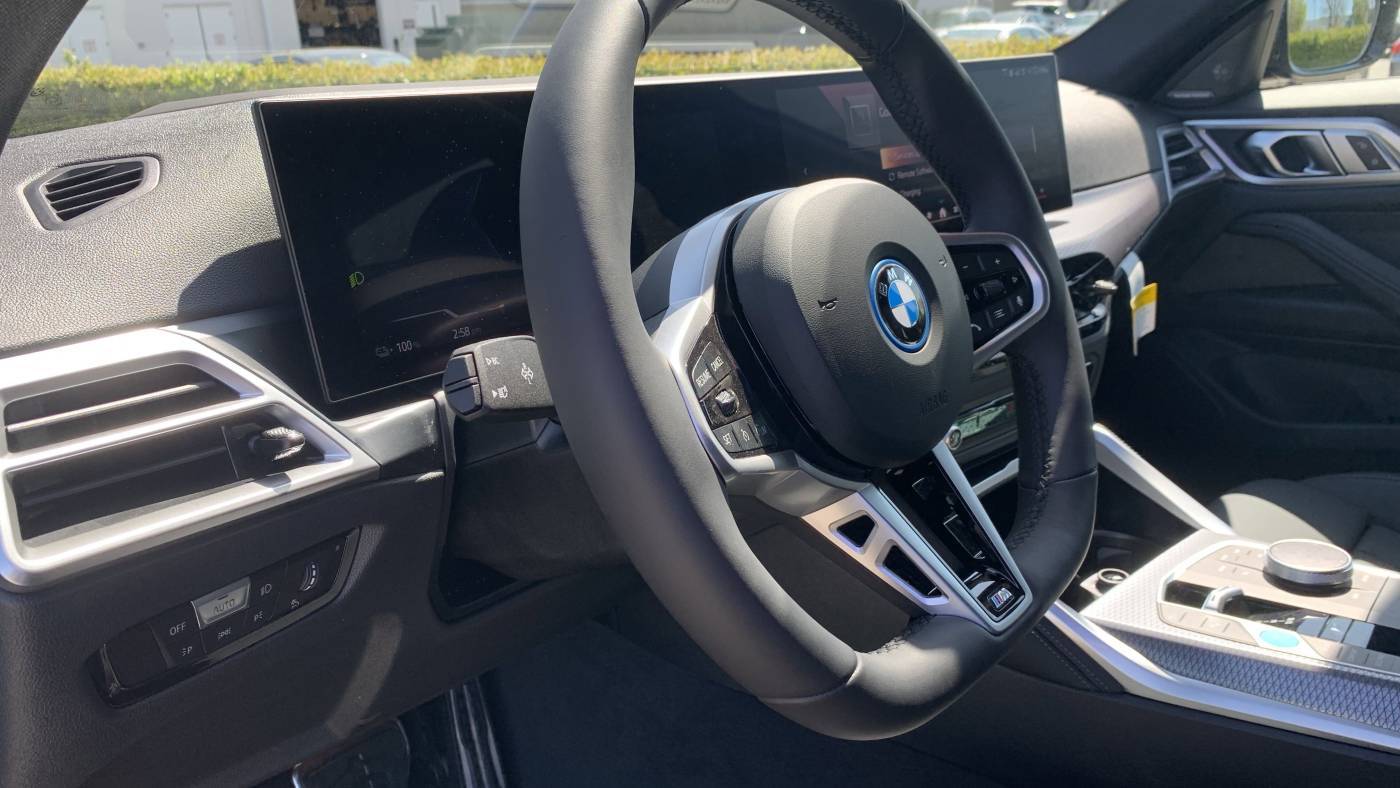 2025 BMW i4 WBY23HD07SFU83560
